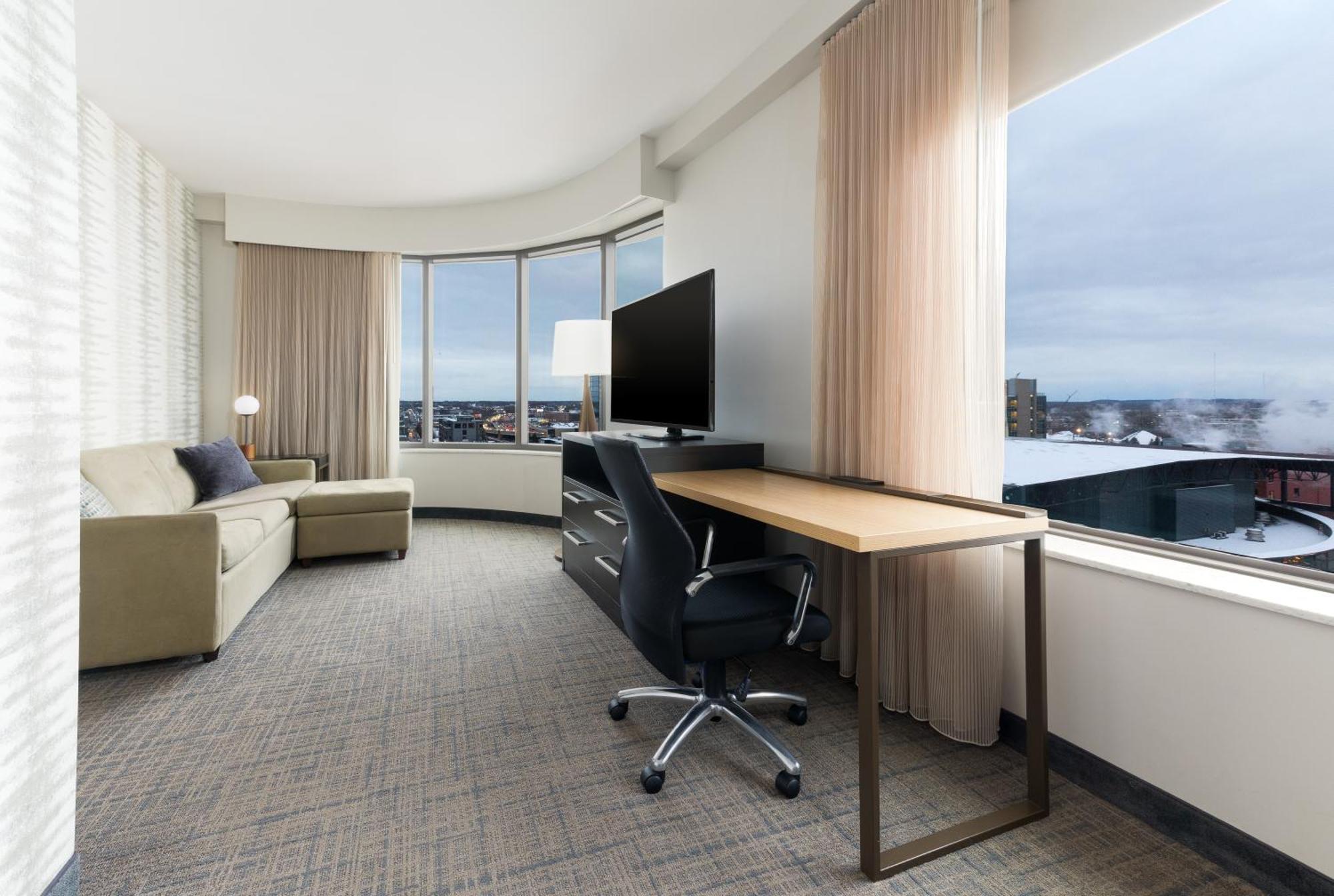 Residence Inn By Marriott Grand Rapids Downtown Exterior foto